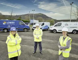 Photocaption Niwlowryscts