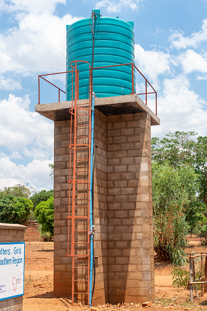 Photo of water tank installed at Kawinga Health Centre, Machinga, Malawi.