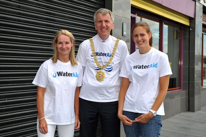 Belfast Lord Mayor Máirtín Ó Muilleoir along with WaterAid Northern Ireland Secretary Celine Rodgers and WaterAid Northern Ireland Volunteer Anna Marshall | NI Water News
